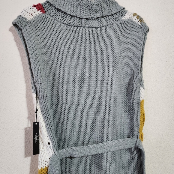 Vertigo sleeveless sweater NWT - Picture 7 of 10